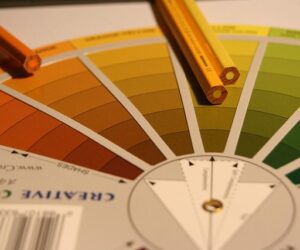 色彩論アイキャッチ画像